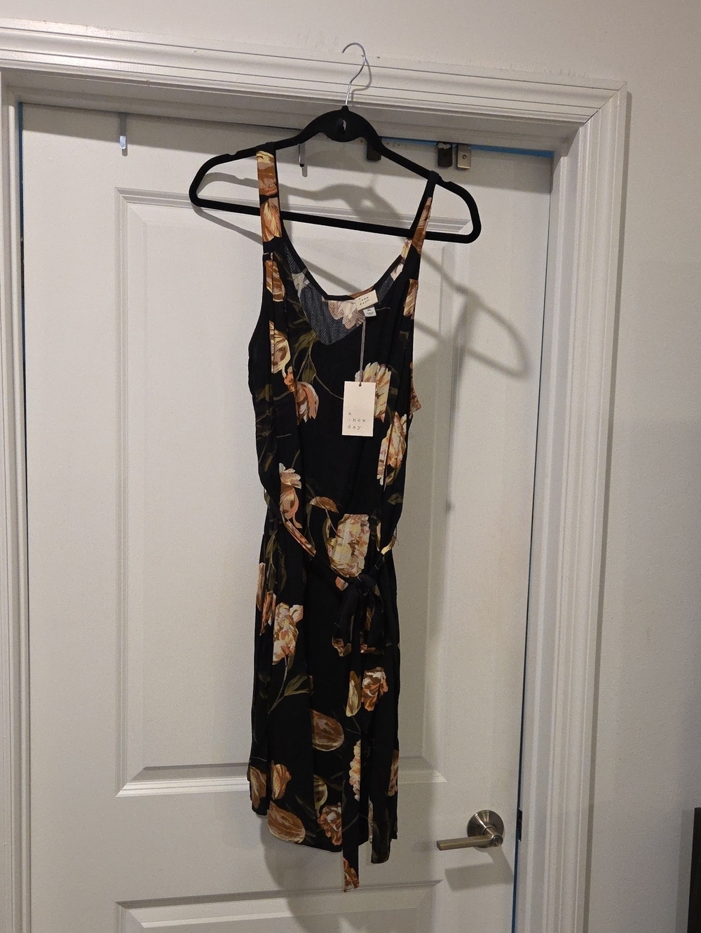 a new day Black Floral Tie-Waist Midi Dress Size XL, New With Tag!